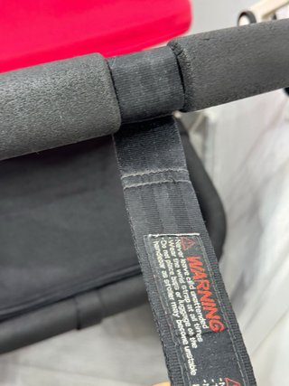 Passeggino Bugaboo Camaleón 3 Plus, rosso e nero, con ovetto
