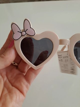 Gafas de sol corazón niña