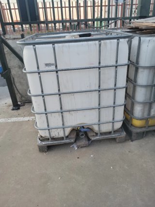 Depósitos de agua IBC 1000L