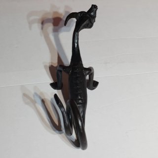 Antiguo dragón de forja