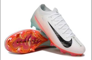 Botas de fútbol Nike Mercurial nuevas