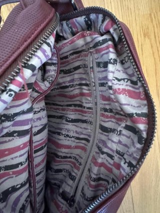 Bolso bandolera granate estilo utility/vintage