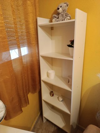 Estantería blanca de madera BAGGEBO