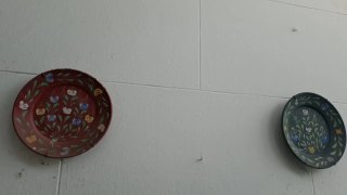 Platos decorativos de cerámica pintados