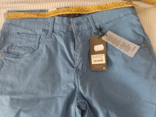 Bermuda Losán Talla 38 Azul Añil