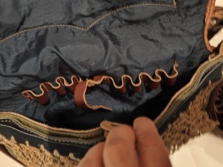 Bolso y aperos de cuero para caza