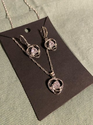 Set gioielli cuore con zircone ( finto)