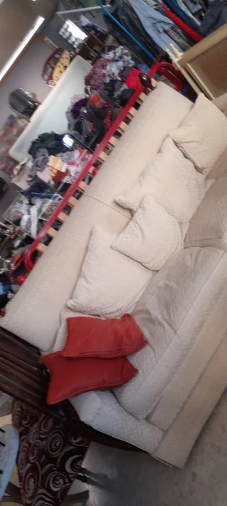 Sofá beige