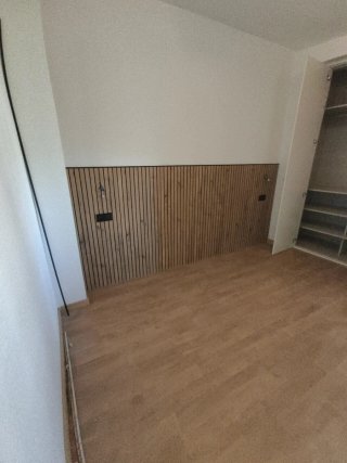 INSTALADOR PROFESIONAL PUERTAS TARIMA RODAPIE MADR
