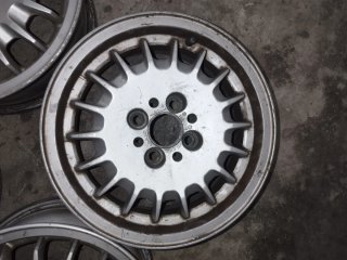 Llantas BMW E30