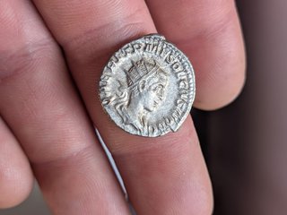 Antoniniano plata Herenio Etrusco