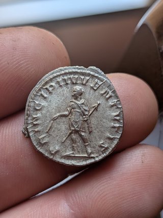 Antoniniano plata Herenio Etrusco