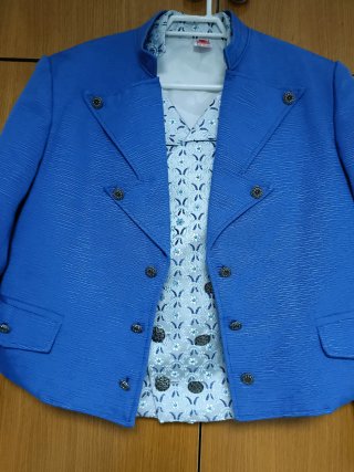 Traje de Torrentí azul