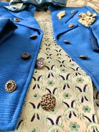 Traje de Torrentí azul
