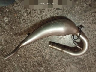 Tubo de escape moto 125/250cc