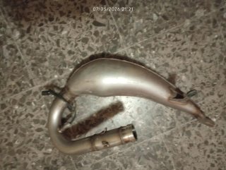 Tubo de escape moto 125/250cc