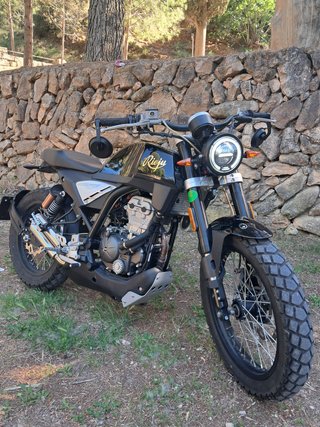 Rieju Century 125 scrambler/café racer/neo retro