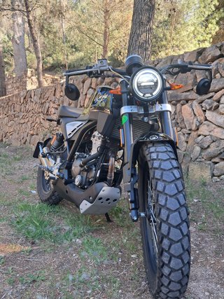 Rieju Century 125 scrambler/café racer/neo retro