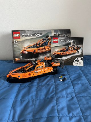 LEGO Technic 42120 - Hovercraft di Soccorso 2-in-1