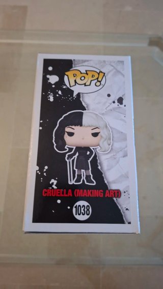 Funko Pop Cruella (Making Art) 1038 Disney
