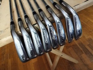 Set Hierros Cleveland Tour Action 7 DG R300 3/P
