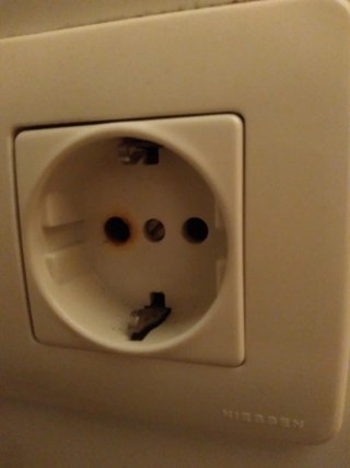 Manitas, mantenimiento, pequeñas reparaciones.