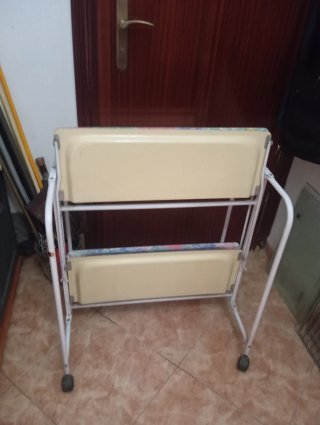 Mesa auxiliar vintage plegable