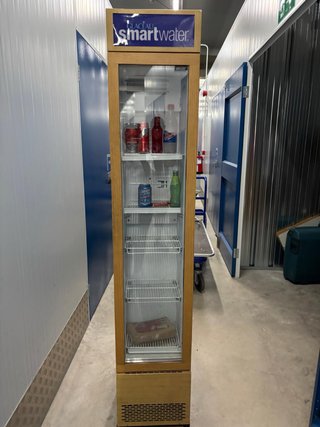 Nevera vertical EffiCold expositora