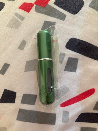 Dispensador de colonia verde