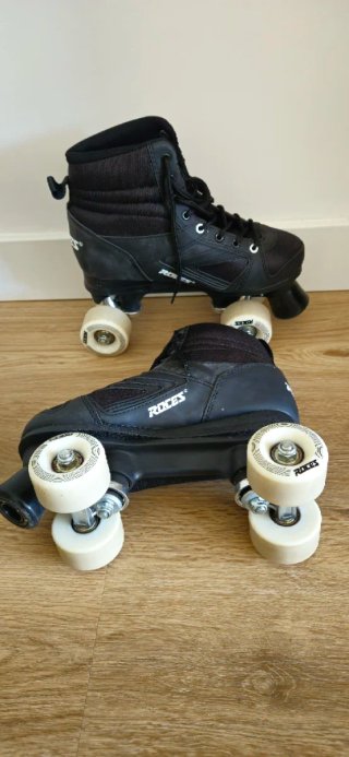 Patines de 4 ruedas en negro talla37
