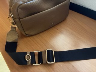 Bolso bandolera Parfois marrón y negro
