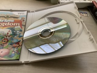 Wii MySims Kingdom Juego Familiar
