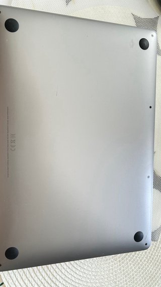 MacBook Pro 13 8GB RAM 512GB