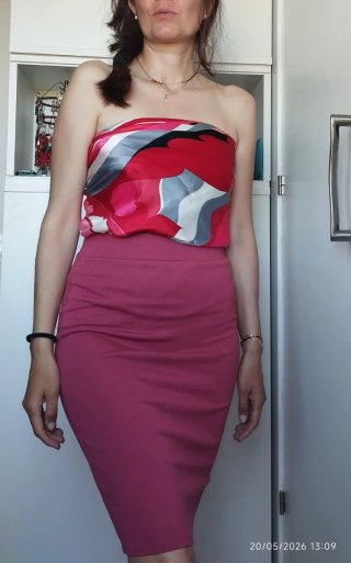 Falda tubo rosa Amisu Talla 36