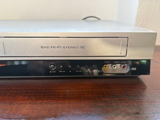Grabadora LG V280B VHS/DVD