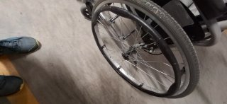 SILLA RUEDAS LIGERA PLEGABLE
