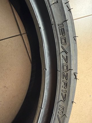 Neumático Dunlop 120/70-17 Sport
