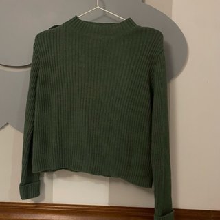 Jersey Pull&Bear verde corte cropped