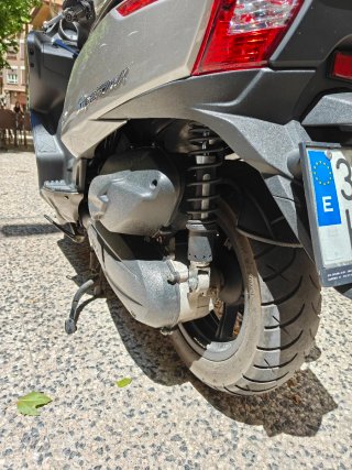 Scooter Kymco Superdink 125i Plata