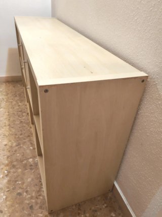 Scaffalatura Kallax Ikea con cassetti e cesti