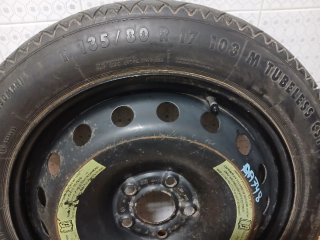 Rueda de repuesto coche