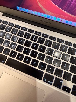 MacBook Air 13” (2017)