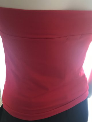 Top Palabra de Honor Rojo Vibrante