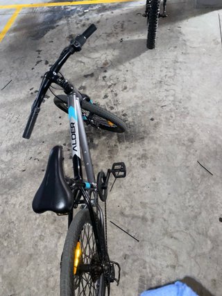 Bicicleta Montaña Negra y Azul