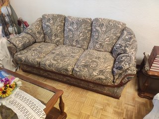 Sofá 3 plazas y sillones antiguos