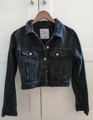 Chaqueta cropped negra denim vintage Pull&B