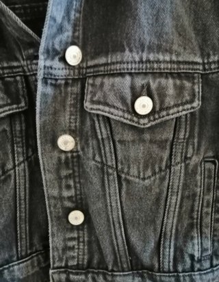 Chaqueta cropped negra denim vintage Pull&B