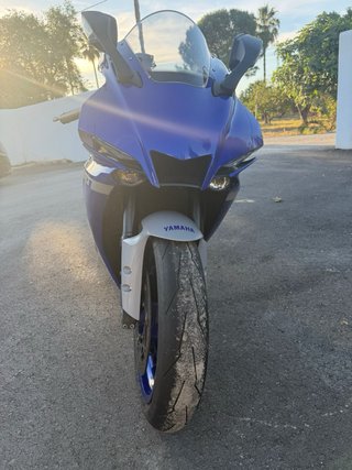 Yamaha R1 2020 Azul