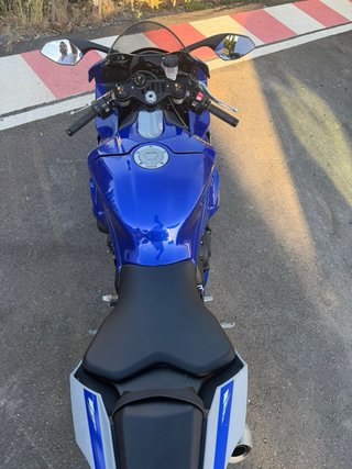 Yamaha R1 2020 Azul