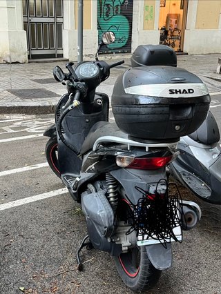 Suzuki Sixteen 125 Negra Scooter Automática